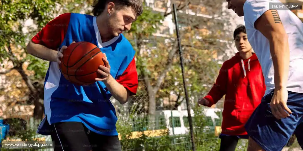 👕球迷专属,个性定制!每一件周边,都是热爱的勋章🎁